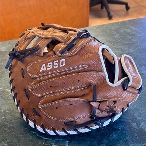 Wilson A950 Tan Leather Baseball Glove